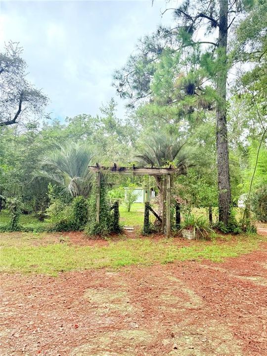 For Sale: $189,000 (3 beds, 2 baths, 1104 Square Feet)