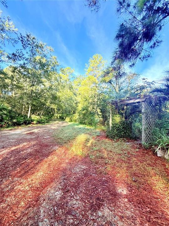 For Sale: $189,000 (3 beds, 2 baths, 1104 Square Feet)