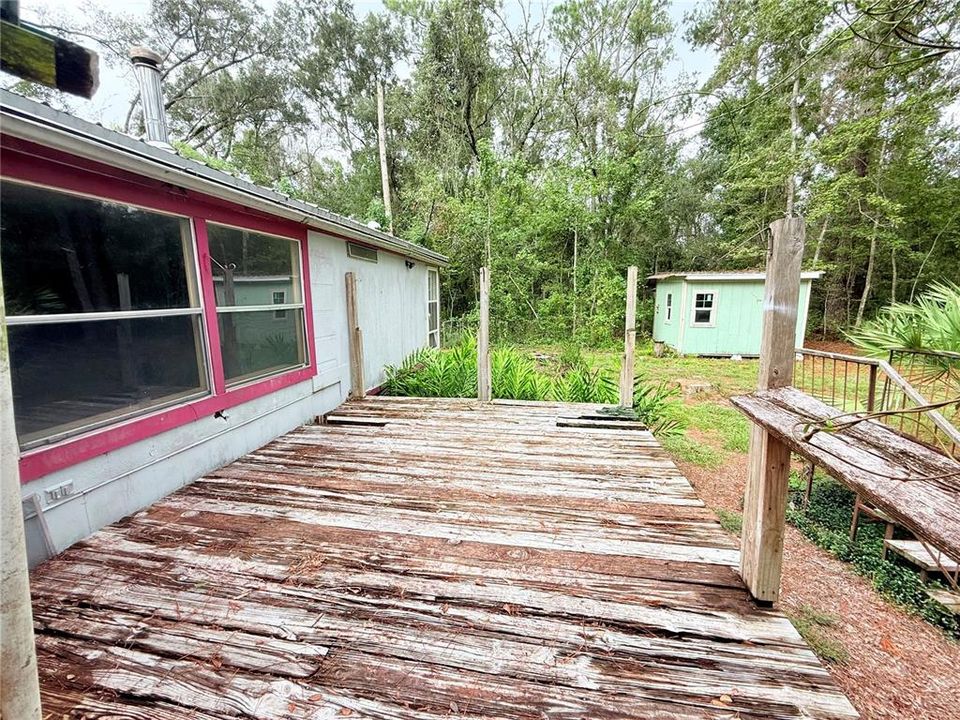 For Sale: $189,000 (3 beds, 2 baths, 1104 Square Feet)