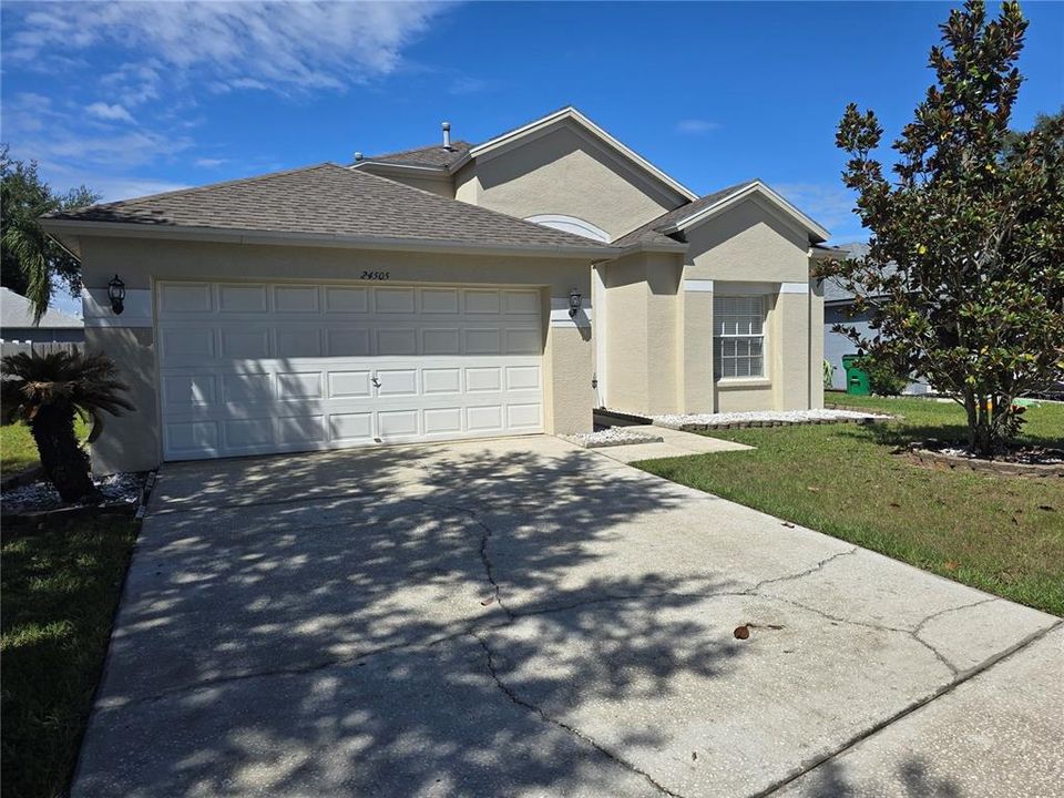 最近租的: $2,099 (3 贝兹, 2 浴室, 1810 平方英尺)