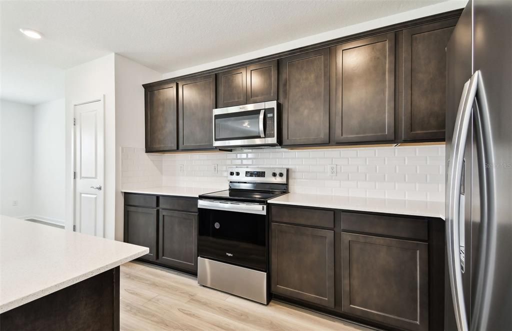 For Sale: $384,940 (5 beds, 3 baths, 2615 Square Feet)