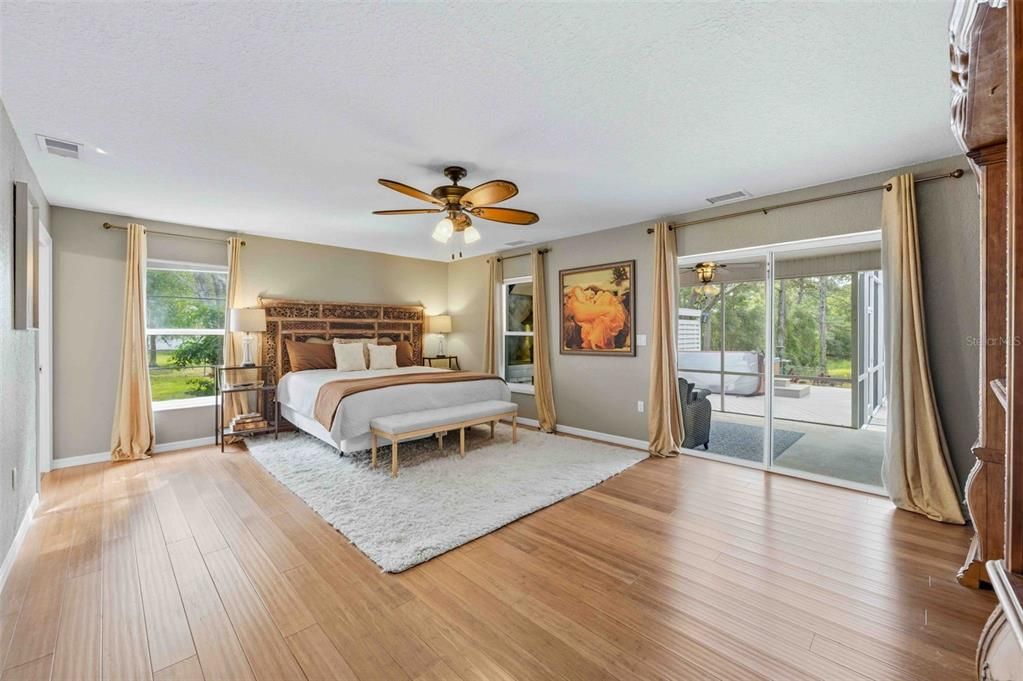 待售: $799,000 (4 贝兹, 4 浴室, 3863 平方英尺)