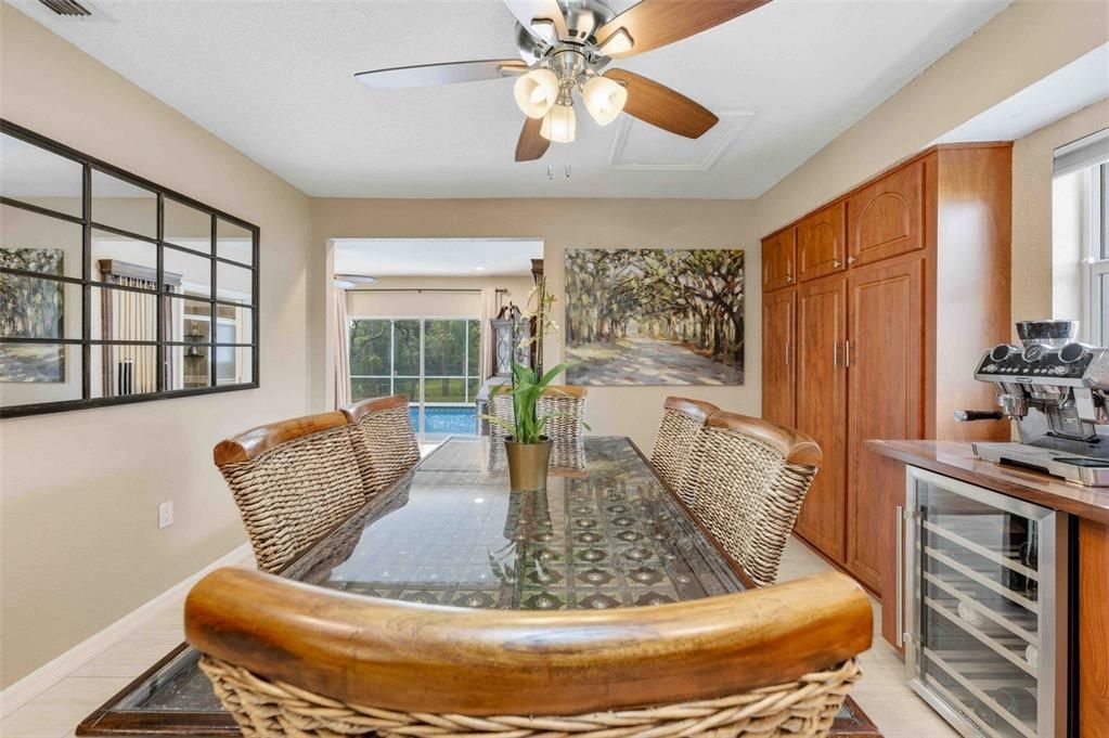 待售: $799,000 (4 贝兹, 4 浴室, 3863 平方英尺)