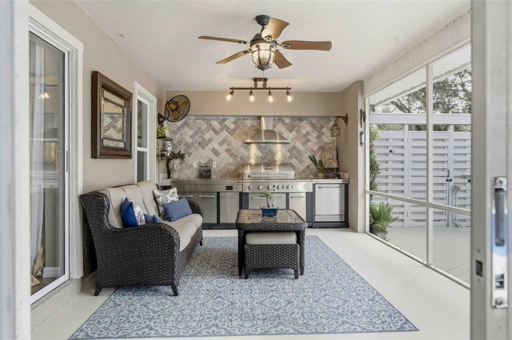 待售: $799,000 (4 贝兹, 4 浴室, 3863 平方英尺)