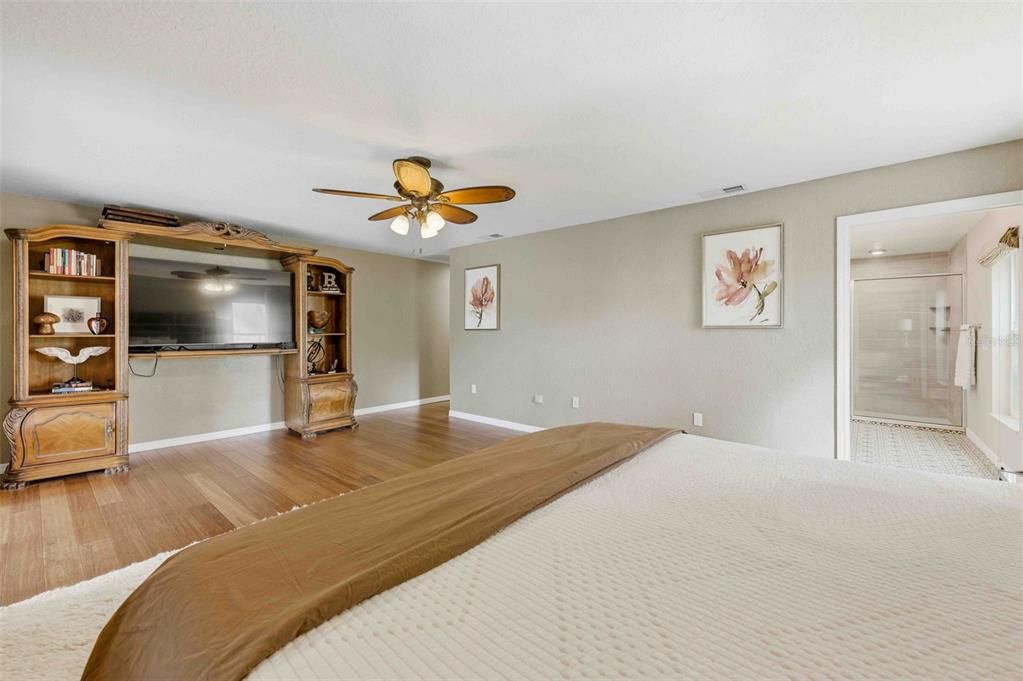 待售: $799,000 (4 贝兹, 4 浴室, 3863 平方英尺)