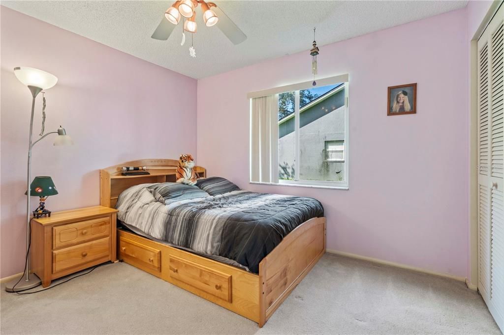 For Sale: $448,900 (3 beds, 2 baths, 1425 Square Feet)