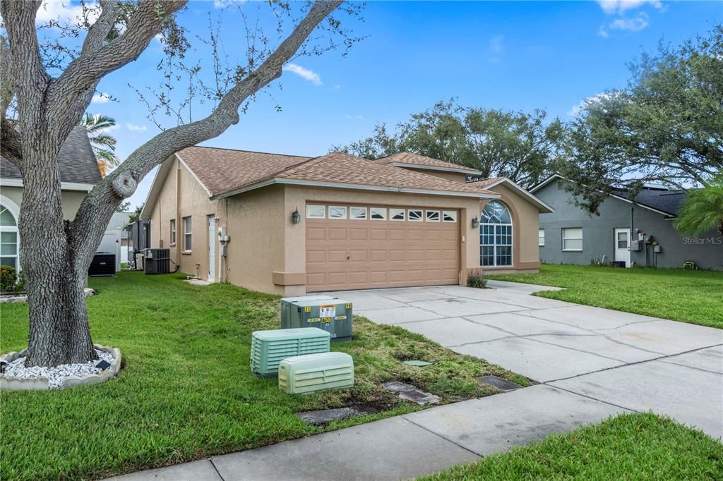For Sale: $448,900 (3 beds, 2 baths, 1425 Square Feet)