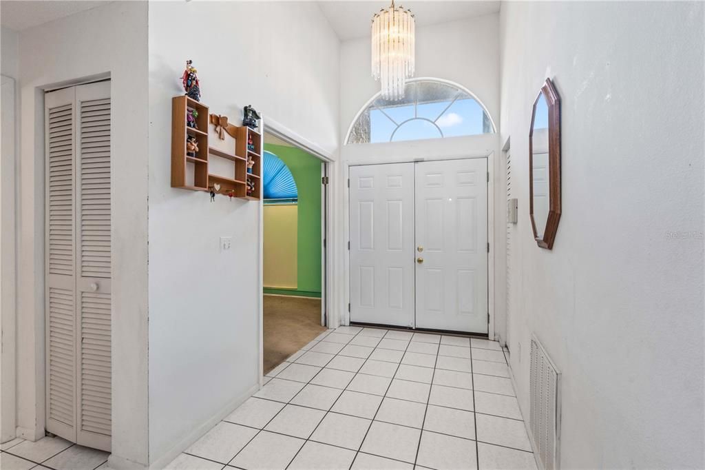 For Sale: $448,900 (3 beds, 2 baths, 1425 Square Feet)