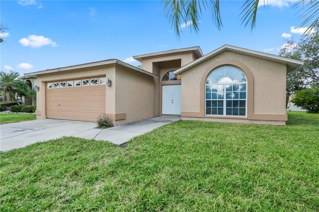 For Sale: $448,900 (3 beds, 2 baths, 1425 Square Feet)