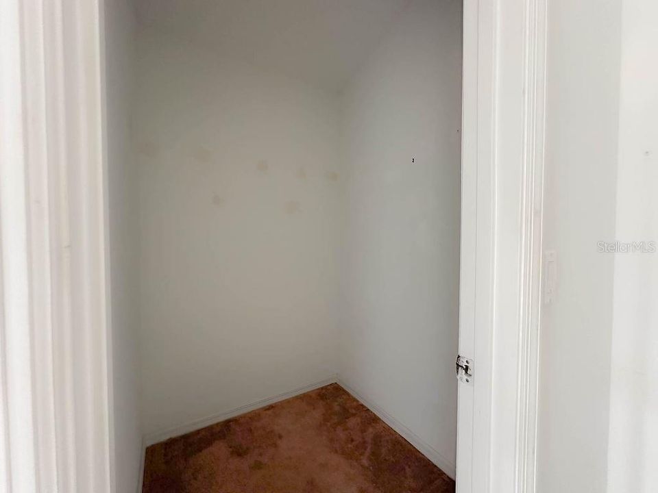 Active With Contract: $360,000 (4 beds, 3 baths, 1905 Square Feet)