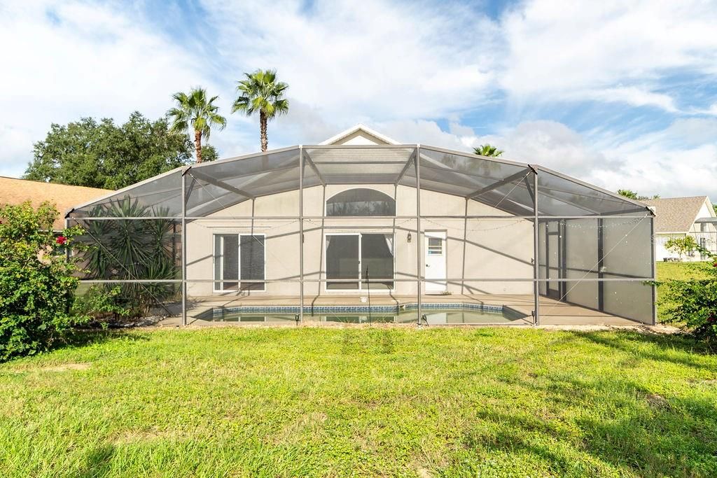 Active With Contract: $360,000 (4 beds, 3 baths, 1905 Square Feet)