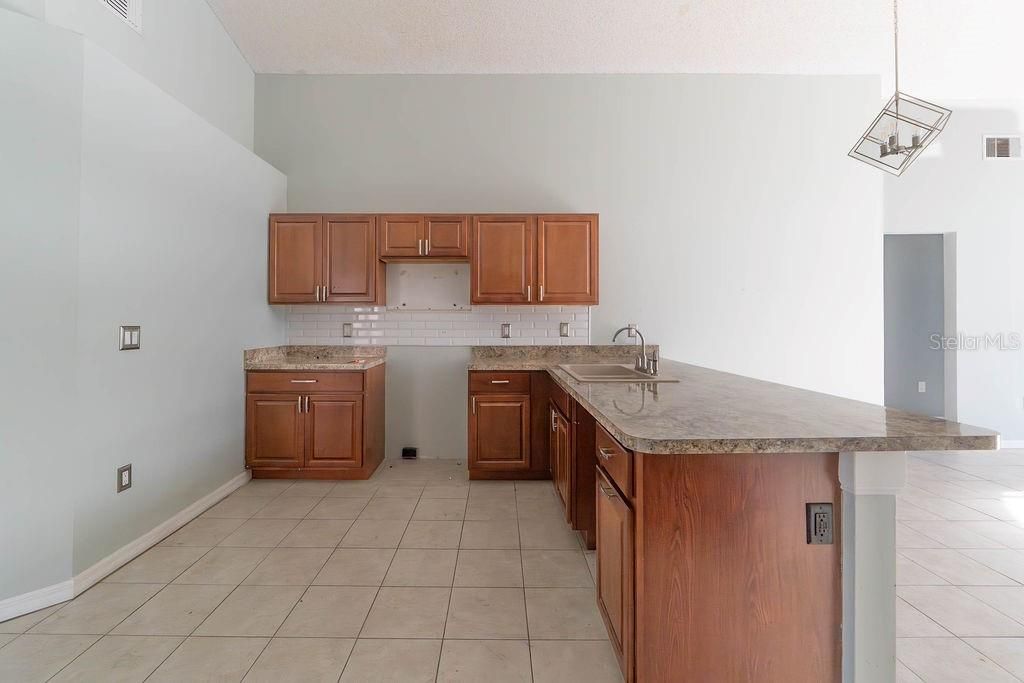 Active With Contract: $360,000 (4 beds, 3 baths, 1905 Square Feet)