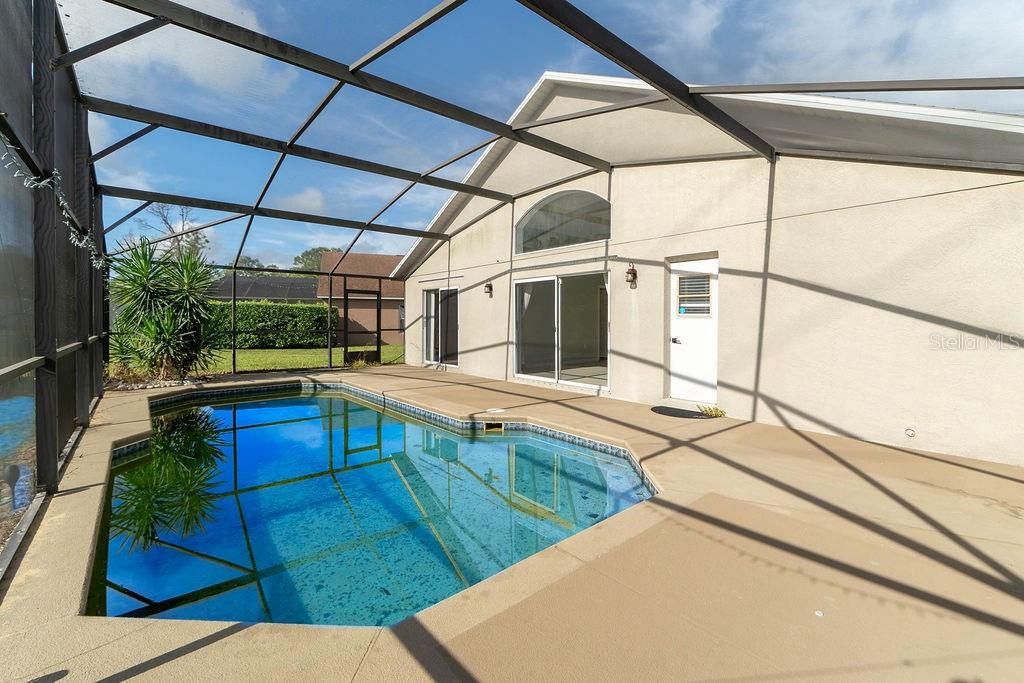 Active With Contract: $360,000 (4 beds, 3 baths, 1905 Square Feet)