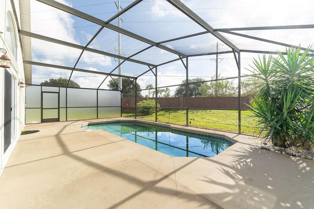 Active With Contract: $360,000 (4 beds, 3 baths, 1905 Square Feet)