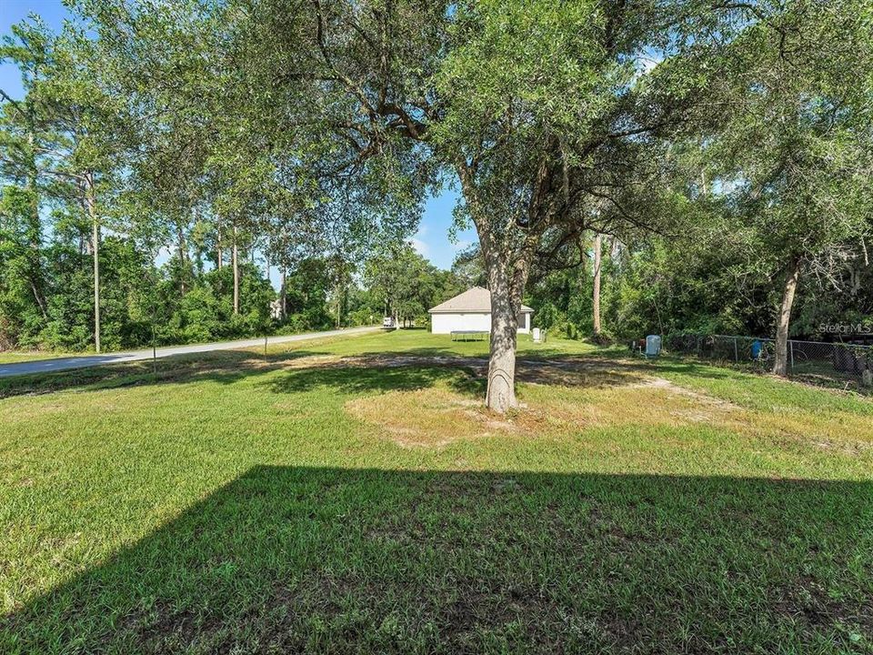 For Sale: $299,000 (3 beds, 2 baths, 1375 Square Feet)