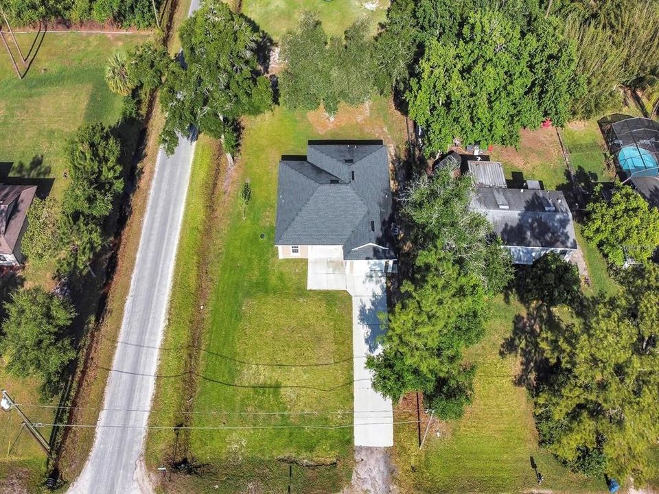 For Sale: $299,000 (3 beds, 2 baths, 1375 Square Feet)