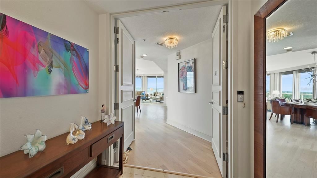 En Venta: $1,795,000 (2 camas, 3 baños, 2143 Pies cuadrados)