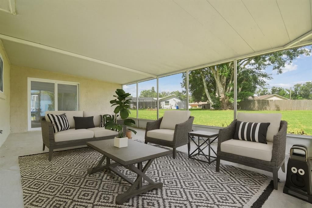 待售: $479,999 (4 贝兹, 2 浴室, 2131 平方英尺)