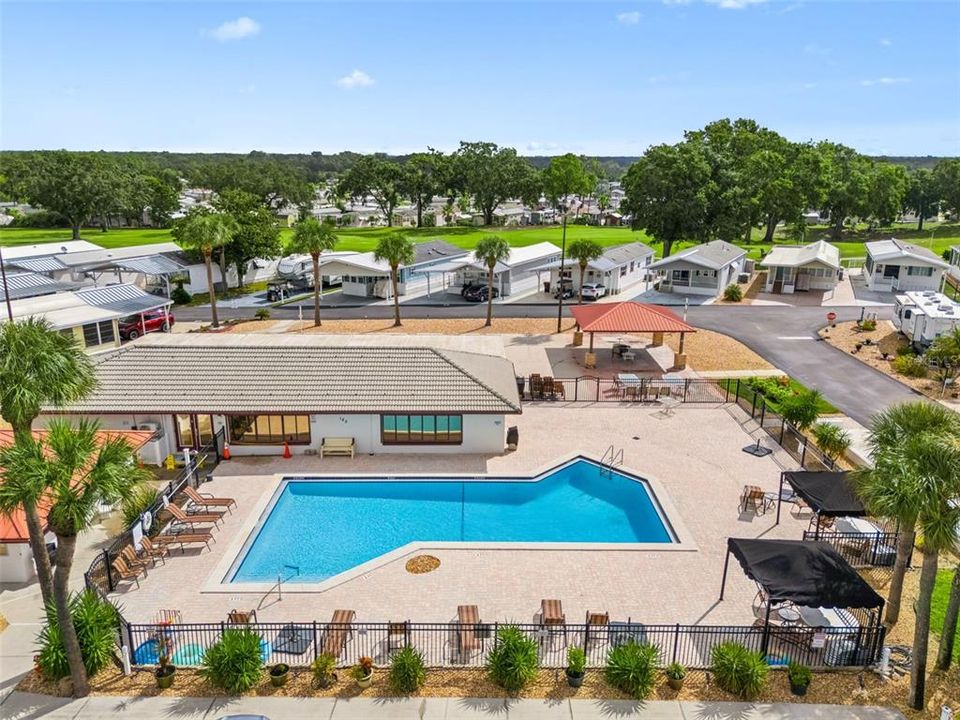 For Sale: $150,000 (2 beds, 1 baths, 396 Square Feet)