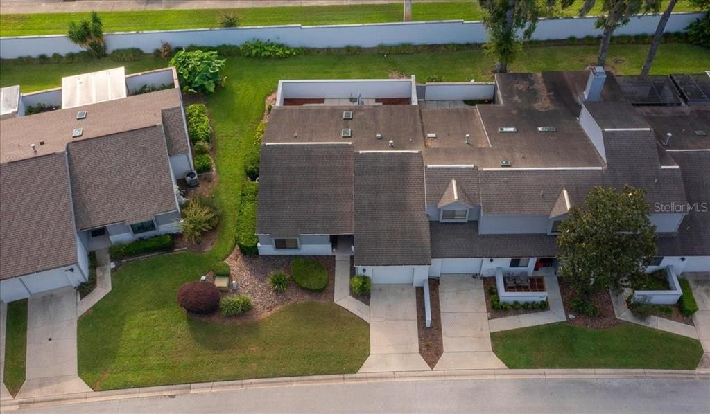 Под контрактом: $225,000 (2 спален, 2 ванн, 1219 Квадратных фут)