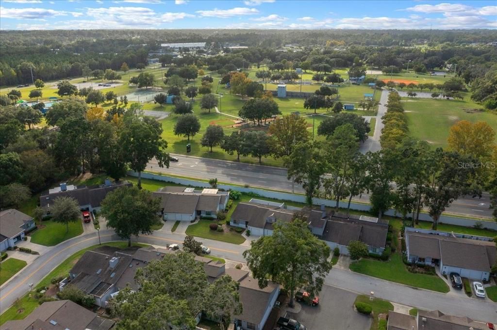 Под контрактом: $225,000 (2 спален, 2 ванн, 1219 Квадратных фут)