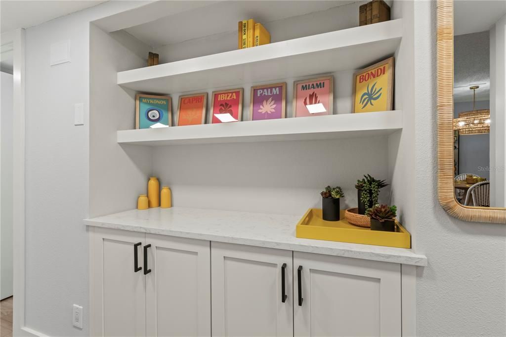 出租: $13,000 (2 贝兹, 2 浴室, 1260 平方英尺)