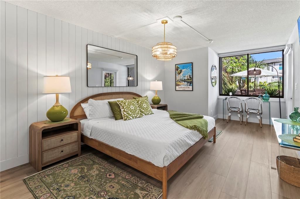 出租: $13,000 (2 贝兹, 2 浴室, 1260 平方英尺)