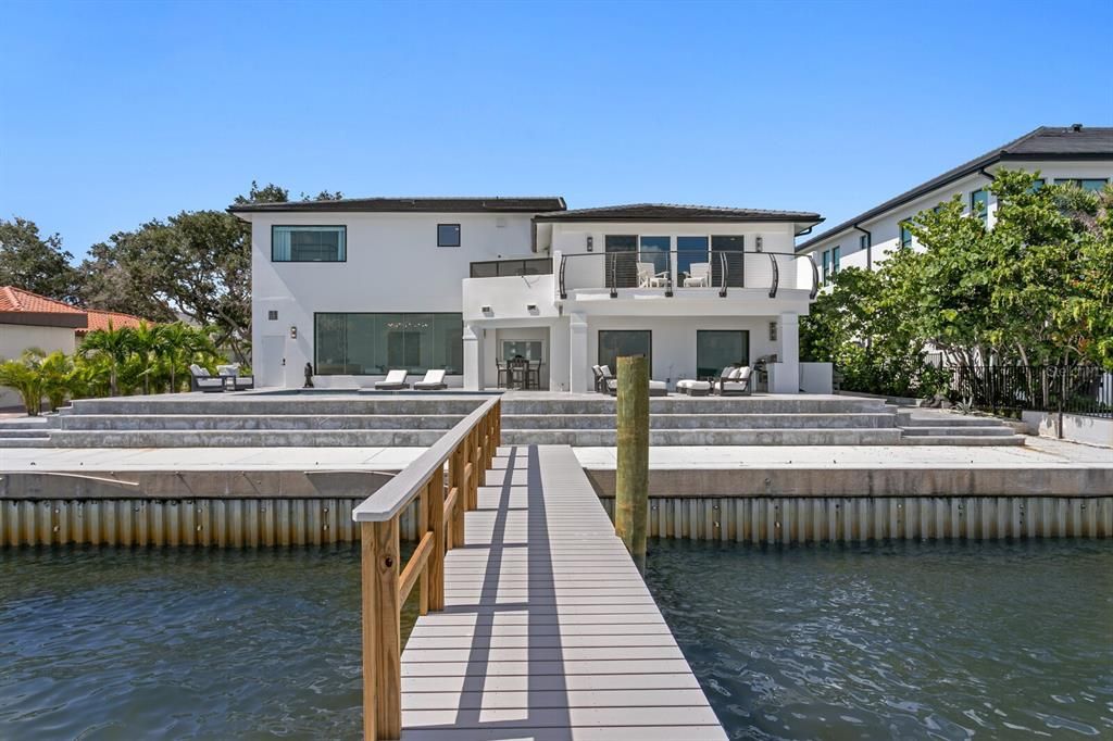 For Sale: $4,500,000 (6 beds, 4 baths, 4917 Square Feet)