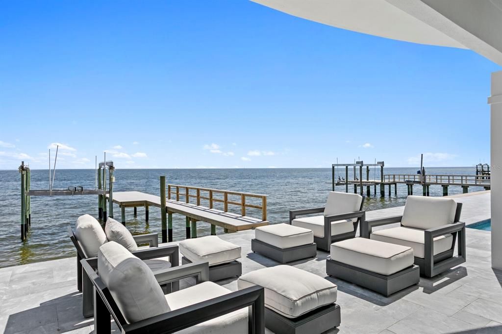 For Sale: $4,500,000 (6 beds, 4 baths, 4917 Square Feet)