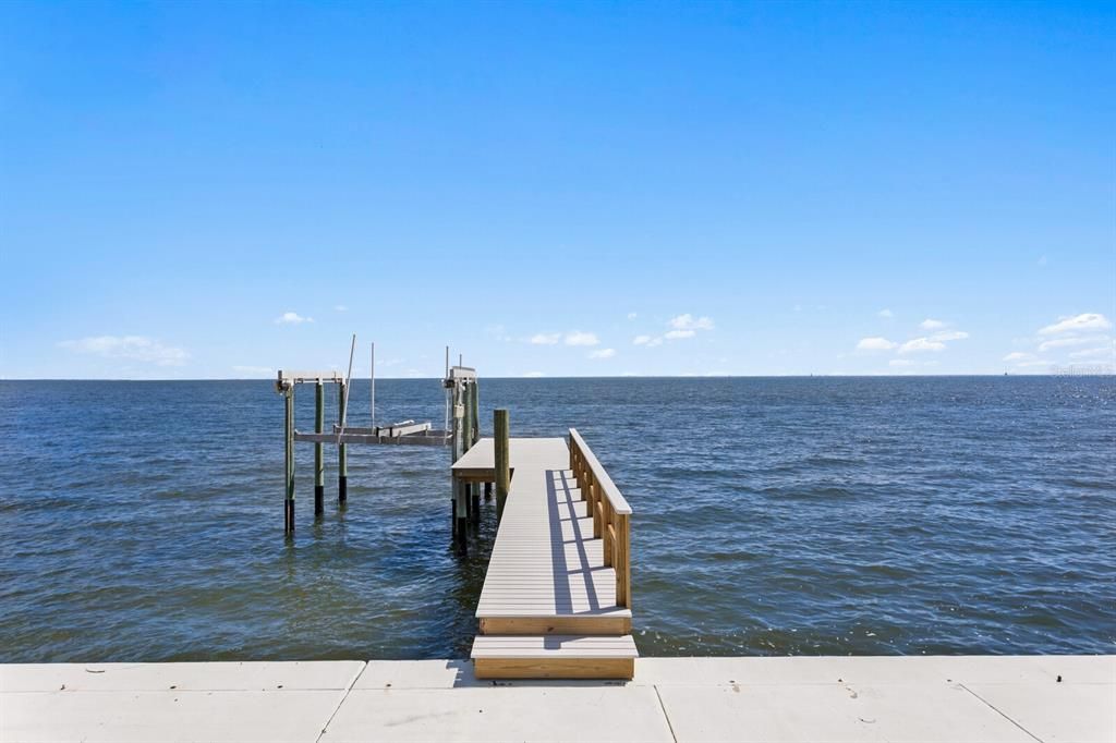 For Sale: $4,500,000 (6 beds, 4 baths, 4917 Square Feet)