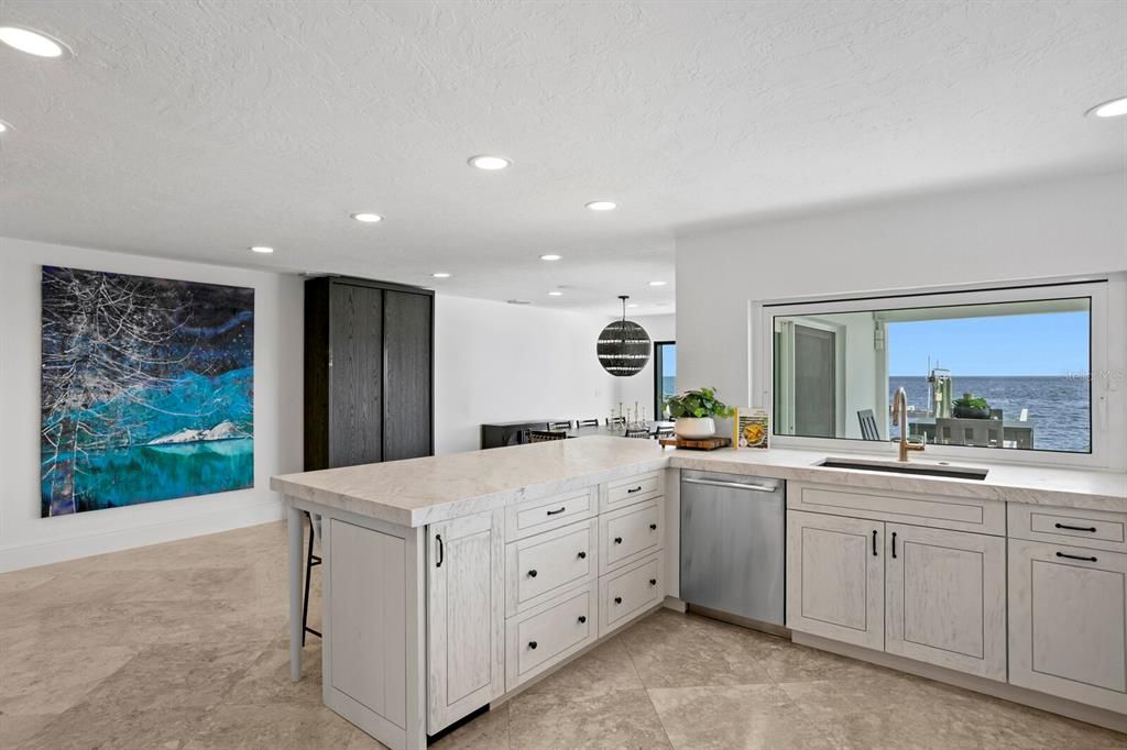 For Sale: $4,500,000 (6 beds, 4 baths, 4917 Square Feet)