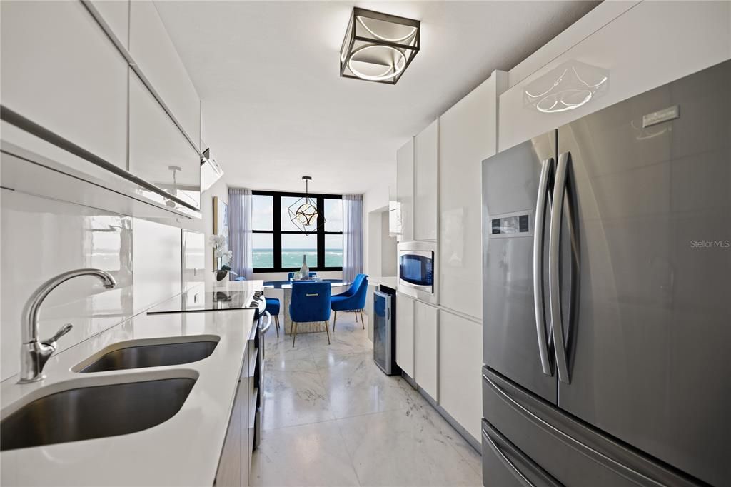 For Rent: $7,500 (3 beds, 2 baths, 1612.7 Square Feet)