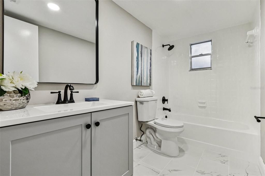 For Sale: $349,000 (3 beds, 2 baths, 1627 Square Feet)