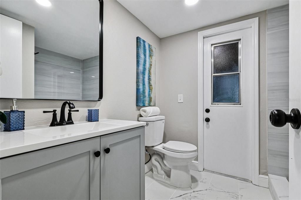 For Sale: $349,000 (3 beds, 2 baths, 1627 Square Feet)