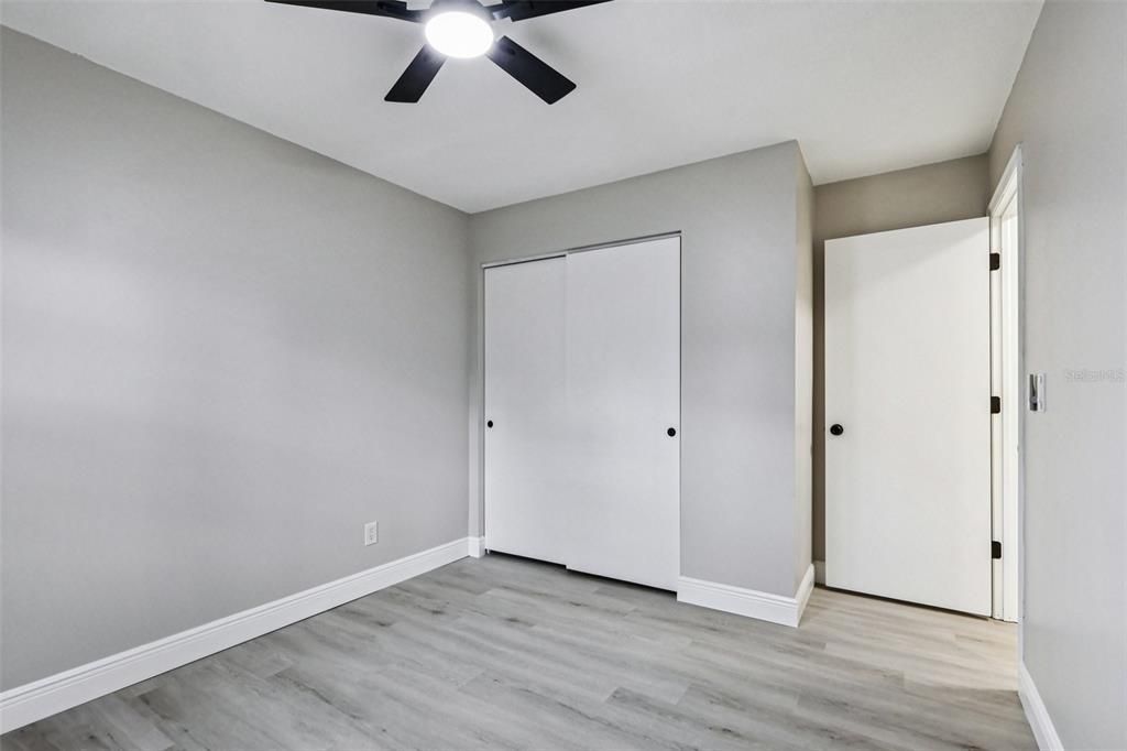 For Sale: $349,000 (3 beds, 2 baths, 1627 Square Feet)