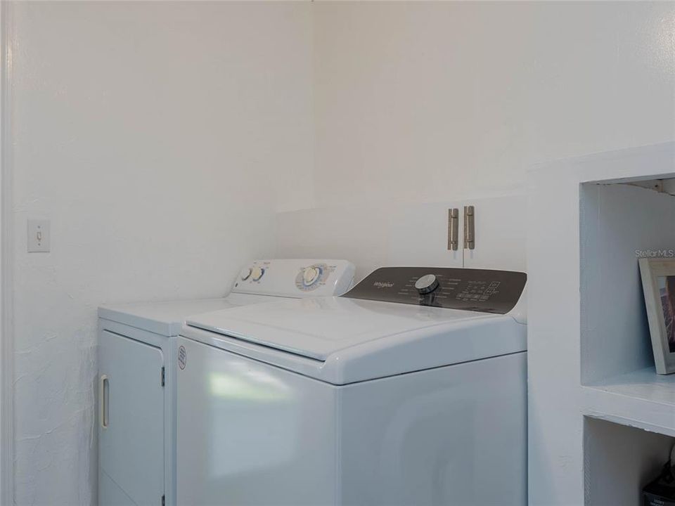 Activo con contrato: $374,900 (3 camas, 2 baños, 1826 Pies cuadrados)