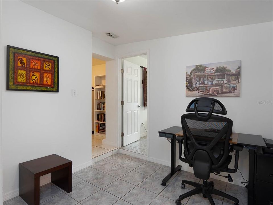 Activo con contrato: $374,900 (3 camas, 2 baños, 1826 Pies cuadrados)