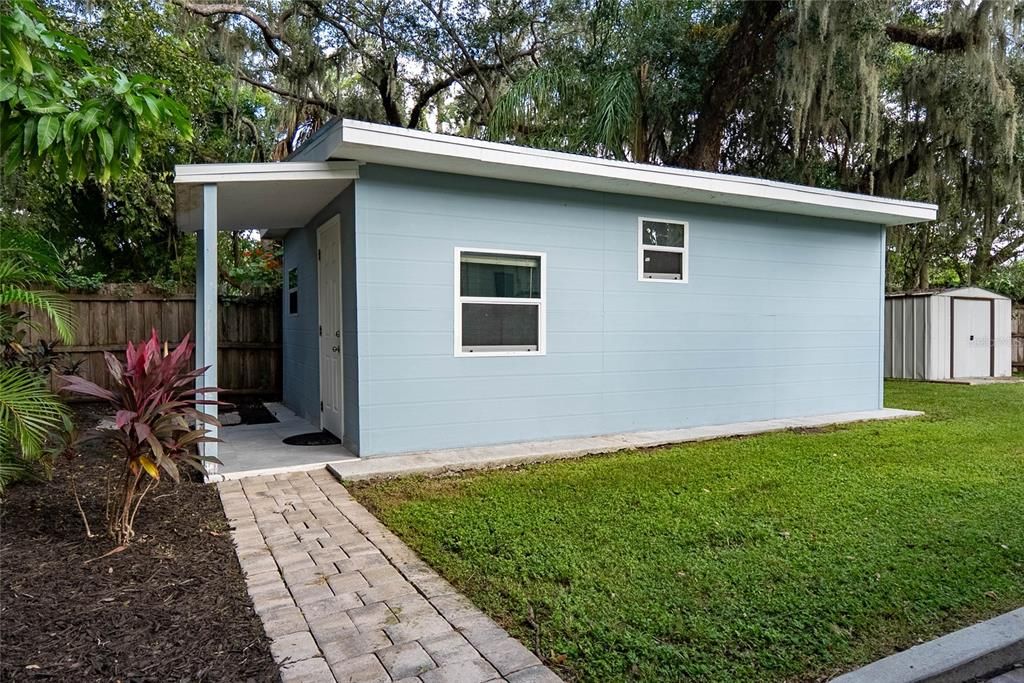 Activo con contrato: $374,900 (3 camas, 2 baños, 1826 Pies cuadrados)