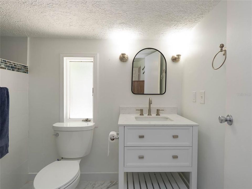 Activo con contrato: $374,900 (3 camas, 2 baños, 1826 Pies cuadrados)