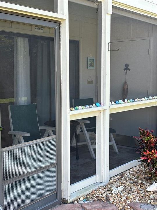 For Sale: $239,000 (1 beds, 1 baths, 623 Square Feet)