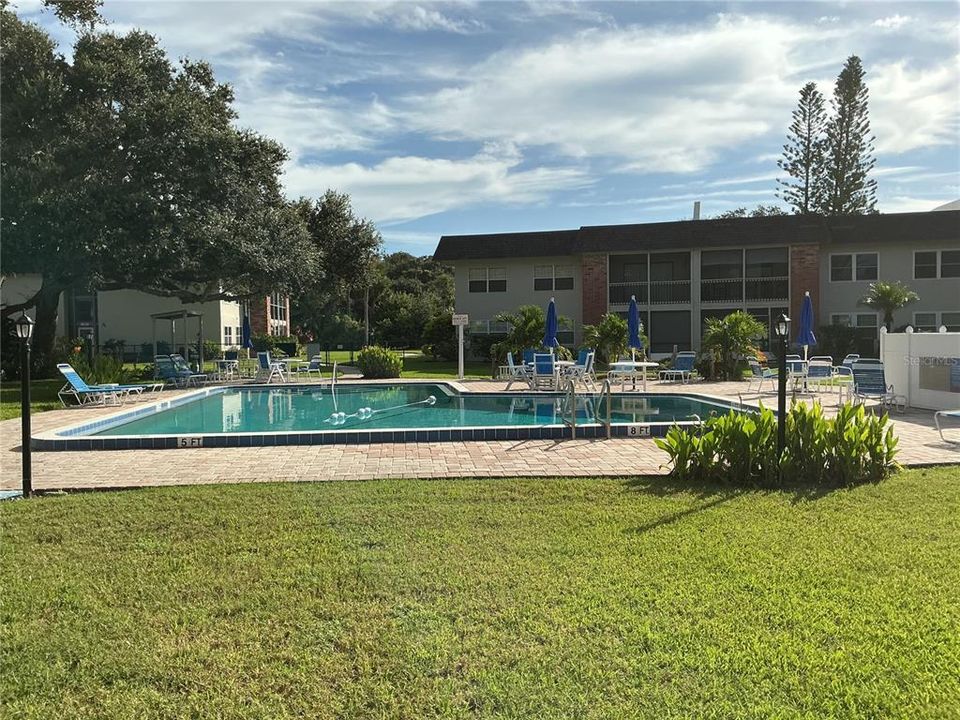 For Sale: $239,000 (1 beds, 1 baths, 623 Square Feet)