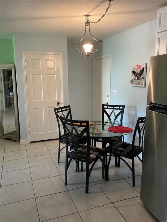 For Sale: $239,000 (1 beds, 1 baths, 623 Square Feet)