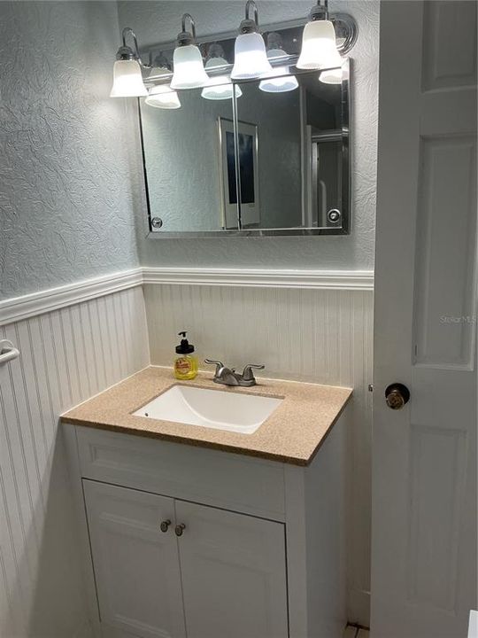 For Sale: $239,000 (1 beds, 1 baths, 623 Square Feet)