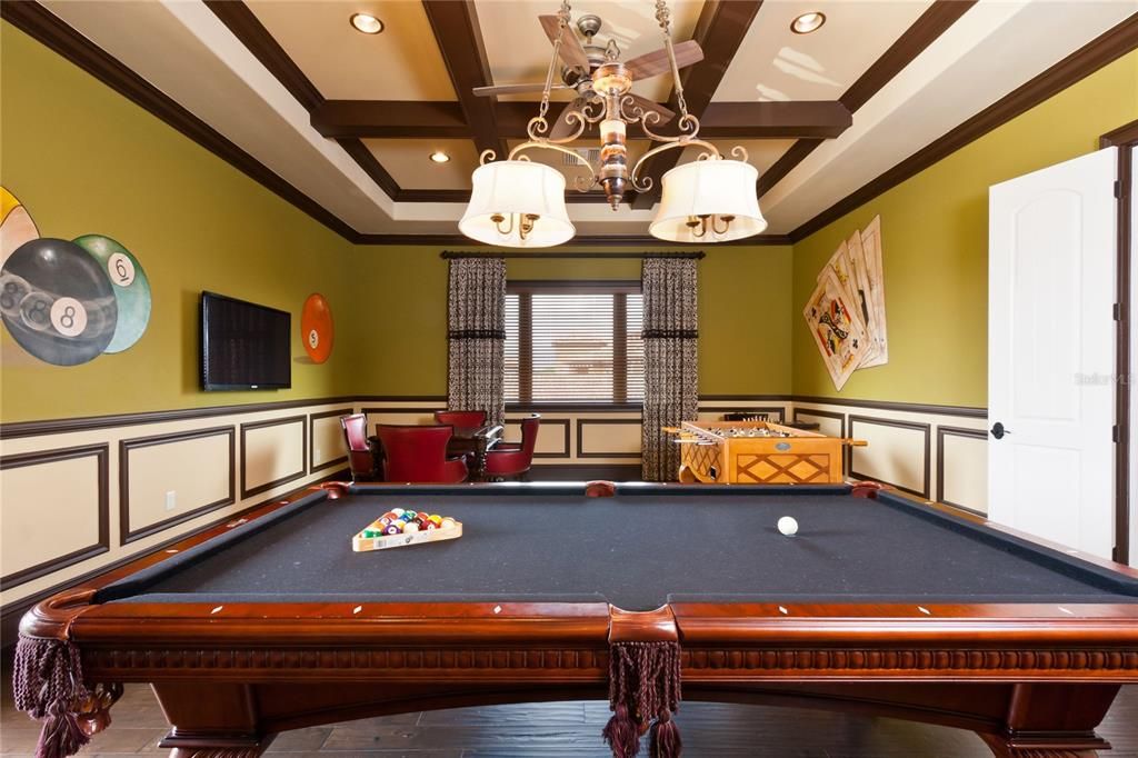 待售: $5,250,000 (8 贝兹, 8 浴室, 7980 平方英尺)