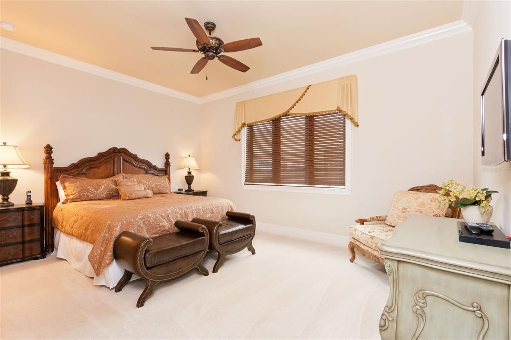 待售: $5,250,000 (8 贝兹, 8 浴室, 7980 平方英尺)