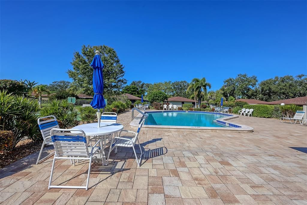 For Sale: $289,000 (2 beds, 2 baths, 1152 Square Feet)