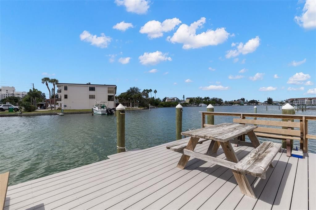 For Sale: $235,000 (1 beds, 1 baths, 480 Square Feet)