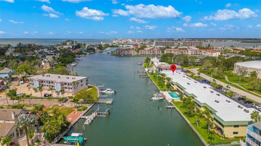 For Sale: $235,000 (1 beds, 1 baths, 480 Square Feet)