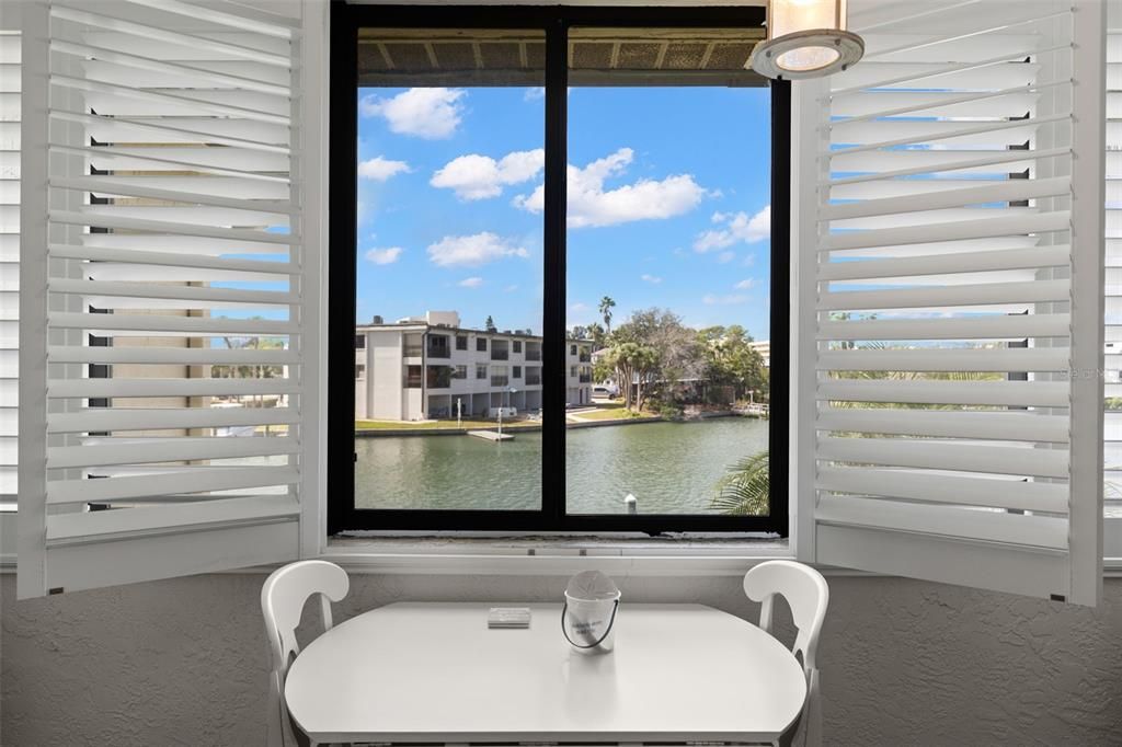 For Sale: $235,000 (1 beds, 1 baths, 480 Square Feet)