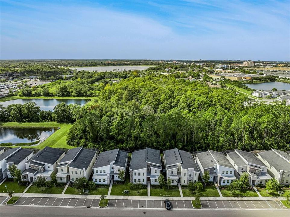 合同活跃: $790,000 (9 贝兹, 5 浴室, 4289 平方英尺)